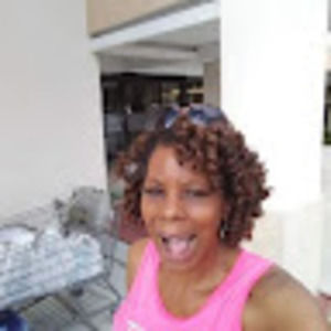 Meet your Posher, Adrienne